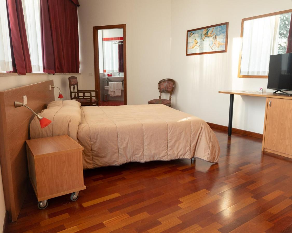 Hotel All'Oasi Paese Exterior foto